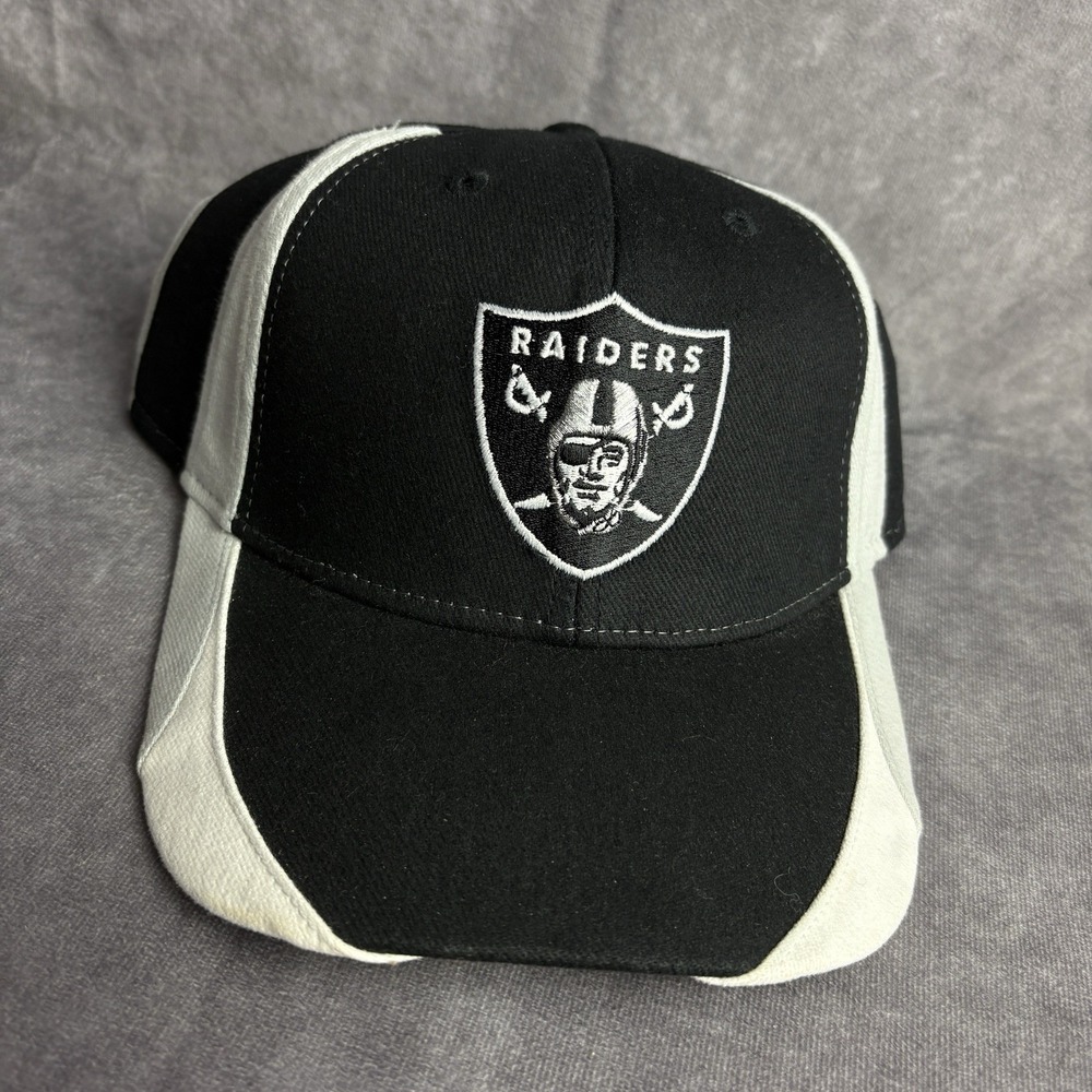 Las Vegas Raiders Hat Adjustable Black NFL‎ Team Apparel Vintage NEW